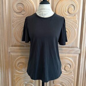 a new day Black Short Sleeve Tee Size Medium